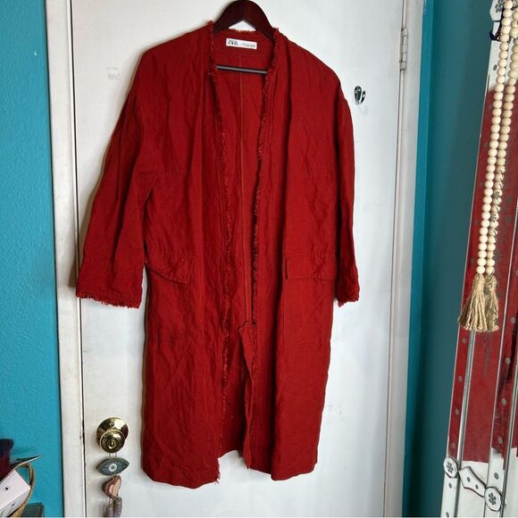 This is a Zara Red Linen Long Duster Coat with Pockets burnt orange oversized - Picture 2 of 9